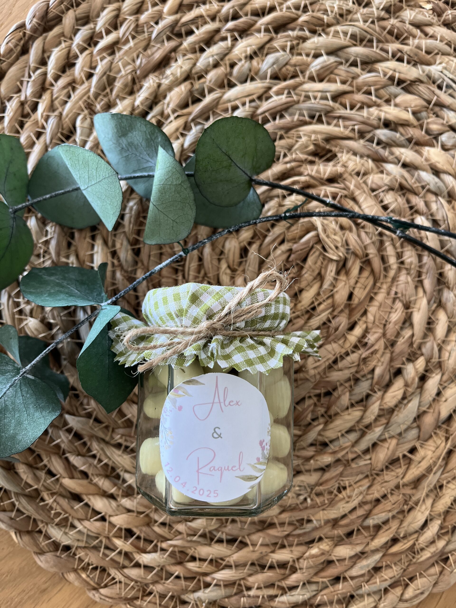 PISTACHOS AL CHOCOLATE BLANCO